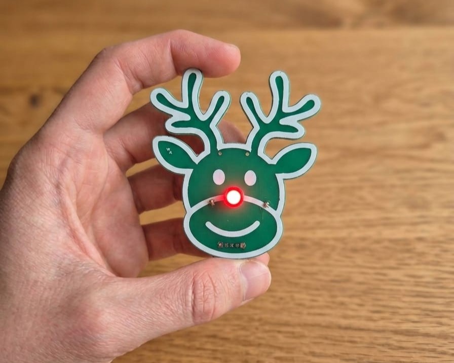 Rudolf PCB terminado